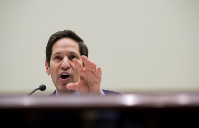 ΗΠΑ: Ενεργοποιείται κέντρο επιχειρήσεων για την αντιμετώπιση του Έμπολα